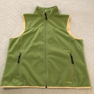 LL Bean women’s fleece vest. Size 1X.